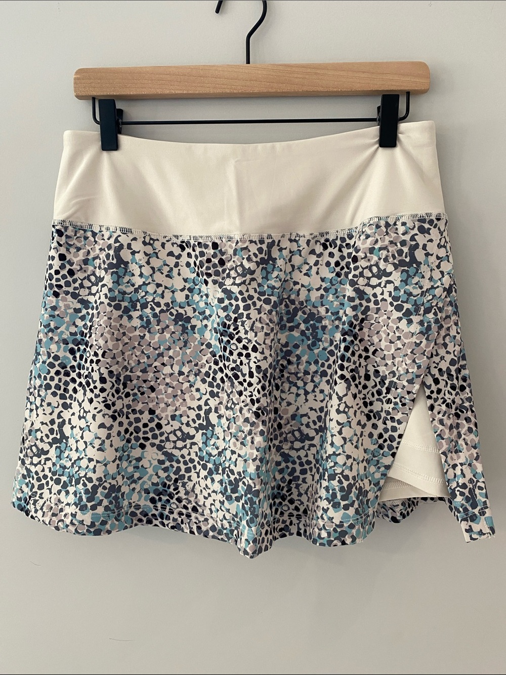 Hind Cream and Blue Printed Skort